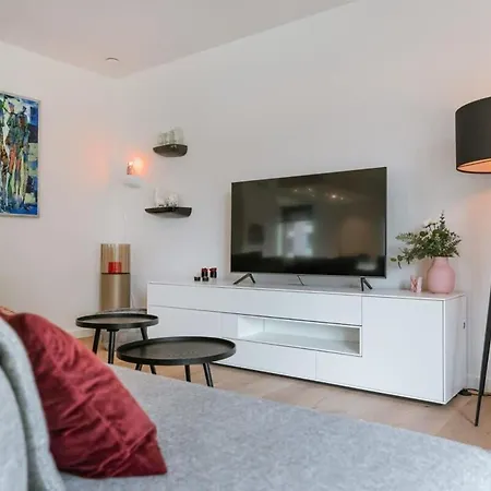 Huswell - Modern 3 Bedroom In Blankenberge