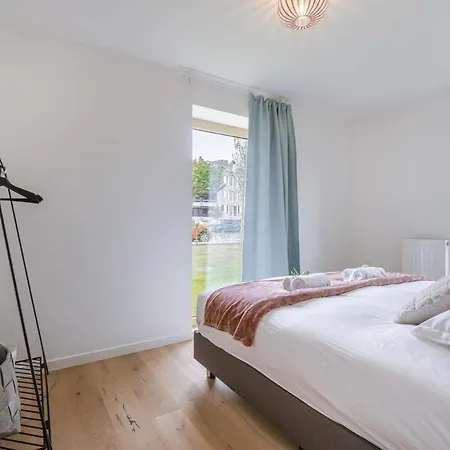 아파트 Huswell - Modern 3 Bedroom In 블랑켄베르크