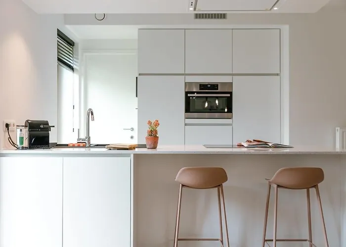 Huswell - Modern 3 Bedroom In * Blankenberge