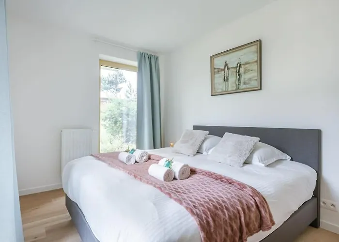 Huswell - Modern 3 Bedroom In Apartmán Blankenberge