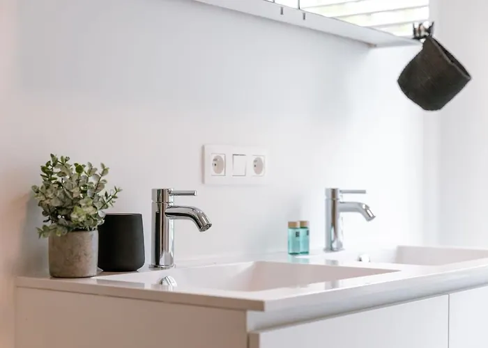 Apartmán Huswell - Modern 3 Bedroom In *